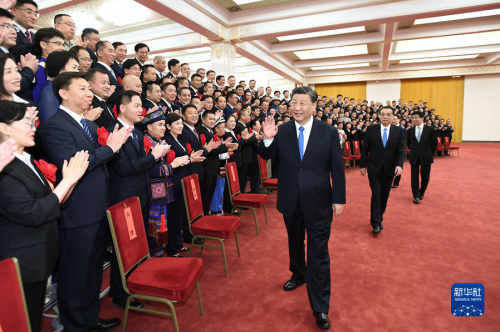 习近平会见第九次全国信访工作会议代表