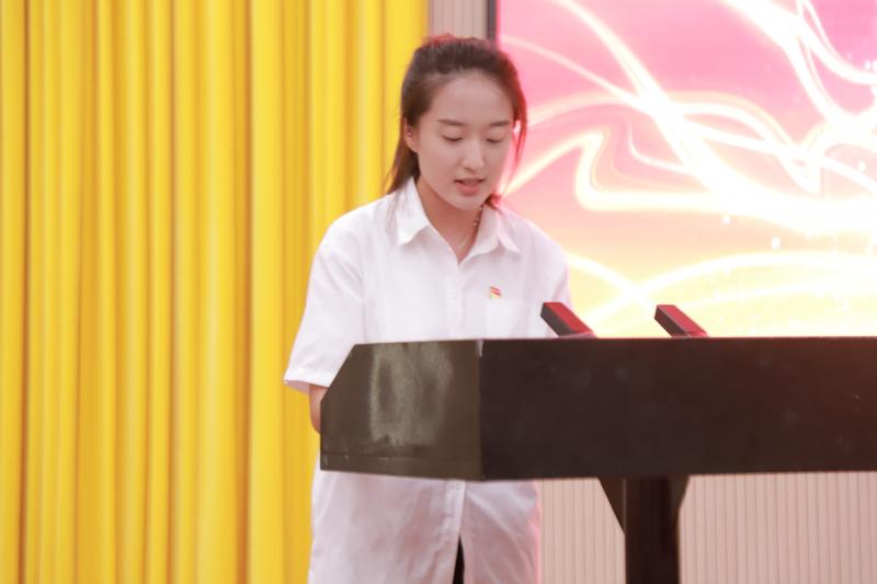 民语21-3 马倩.JPG