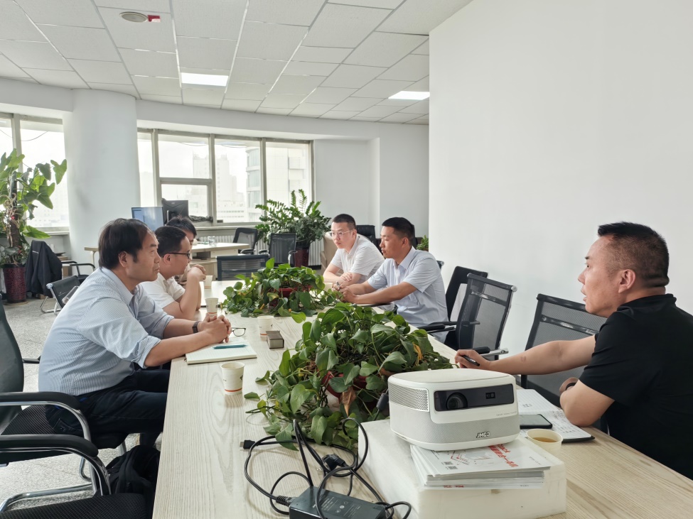 信息工程学院携手中国电信共绘新时代通信蓝图，深化校企合作共谋未来发展