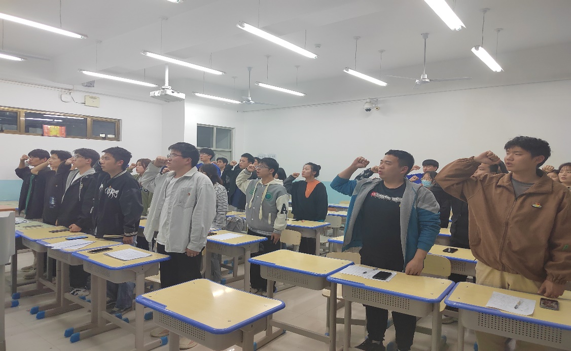 信息工程学院学生第二党支部学生党支部召开发展对象转预备党员大会